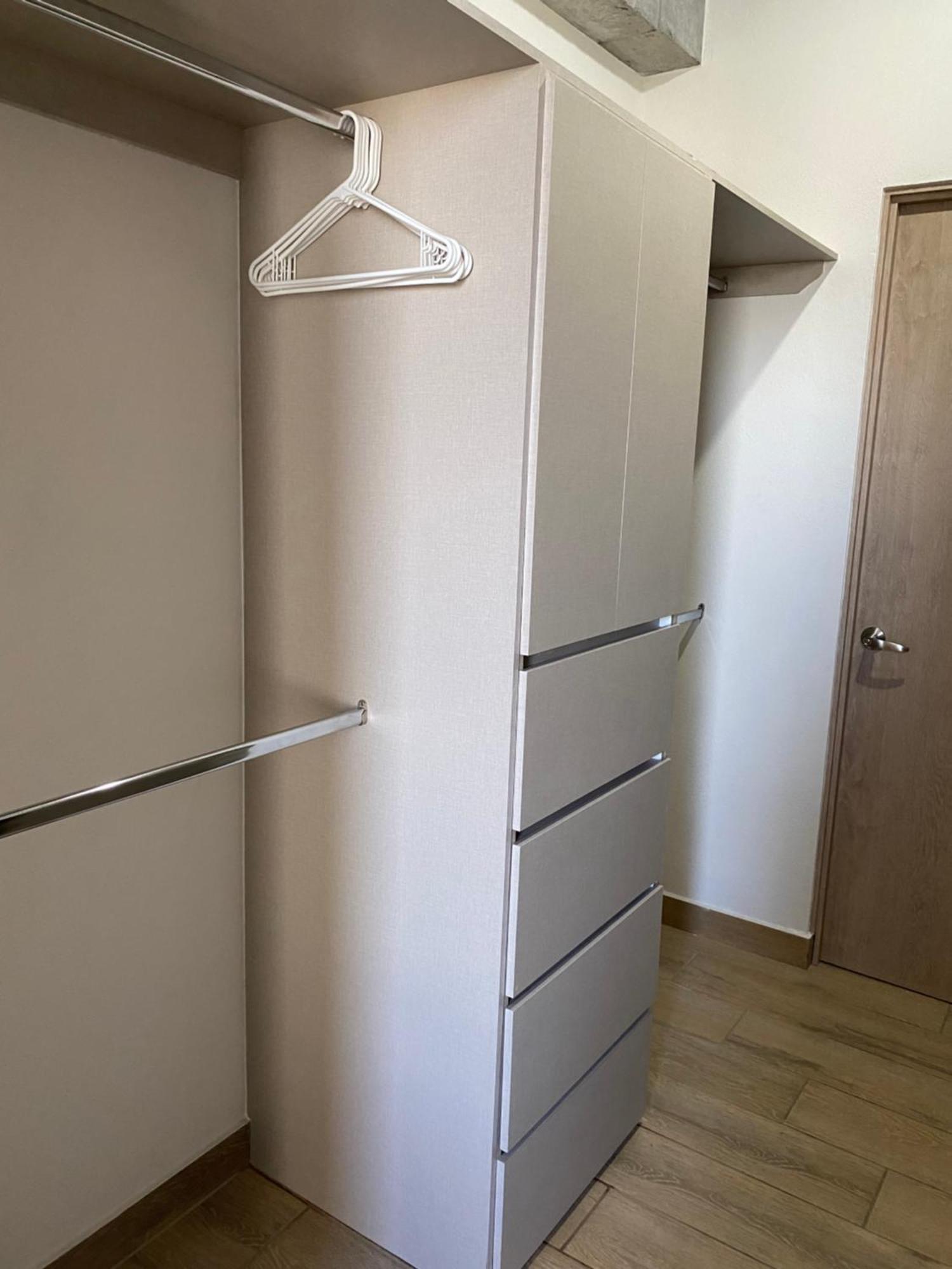 Lux 2 Bedroom Apartment, Swimming Pool, Gym And Free Parking Spot In Macro Plaza Area Apartamento *