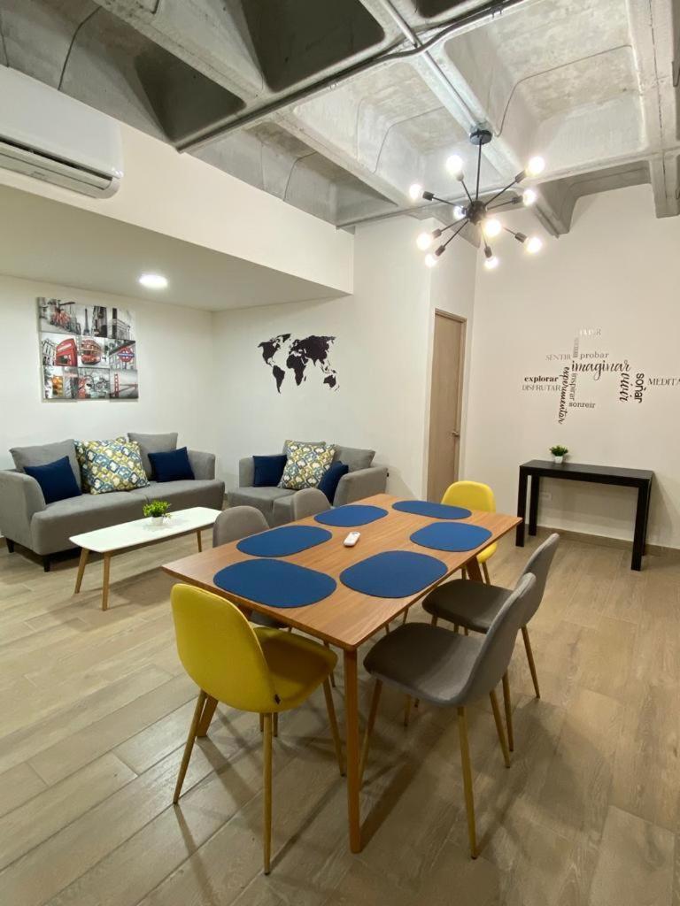 Apartamento Lux 2 Bedroom Apartment, Swimming Pool, Gym And Free Parking Spot In Macro Plaza Area